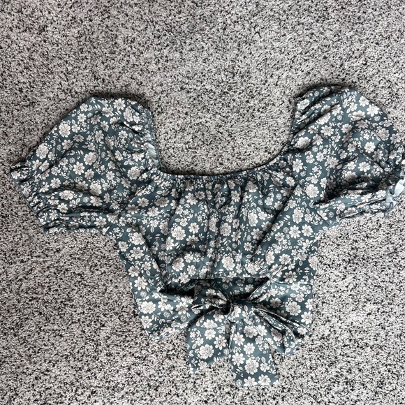 Altar'd State Cropped Shirt - Picture 2 of 3